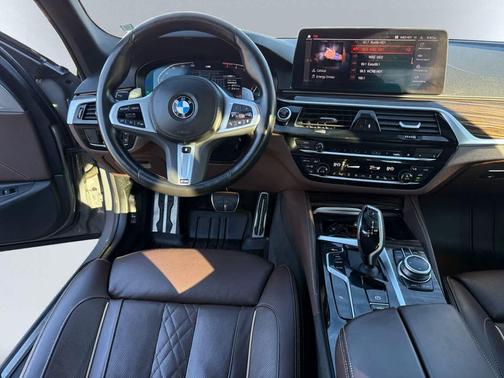 2022 BMW 540 i xDrive