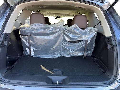 Modern Steel Metallic 2026 Honda Pilot Touring 8-Passenger