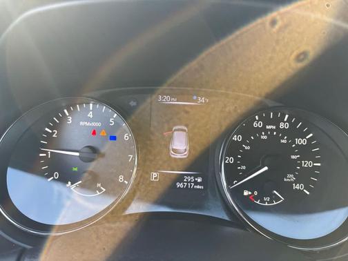 2017 Nissan Rogue Sport SL