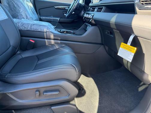 2025 Honda Pilot Touring 8-Passenger