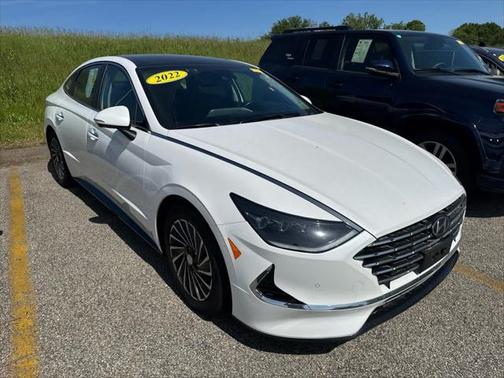 2022 Hyundai SONATA Hybrid Limited