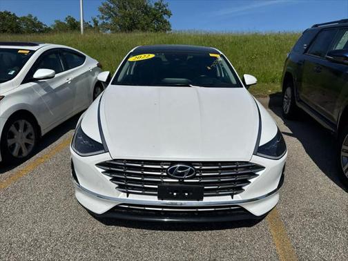 2022 Hyundai SONATA Hybrid Limited