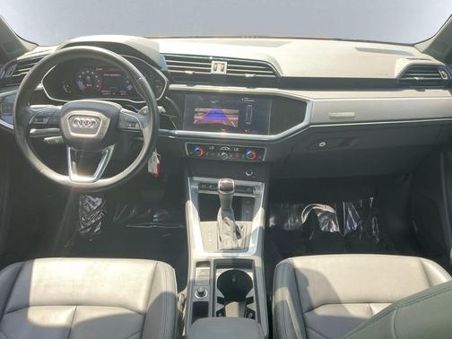 2022 Audi Q3 40 Premium