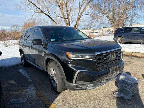 2024 Honda Pilot EX-L 7 Passenger