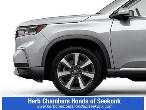 2025 Honda Pilot Touring 8-Passenger