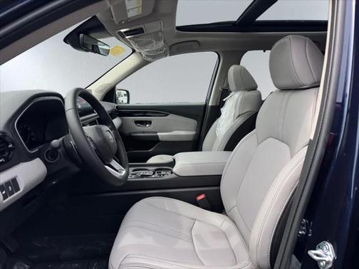 2025 Honda Pilot Touring 8-Passenger