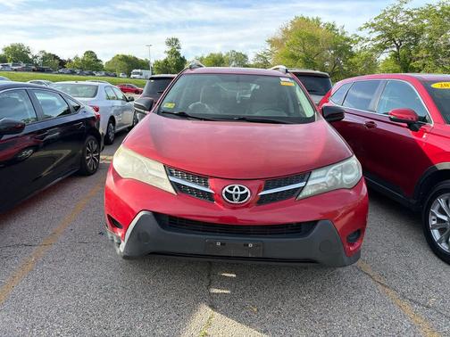 Barcelona Red Metallic 2015 Toyota RAV4 LE