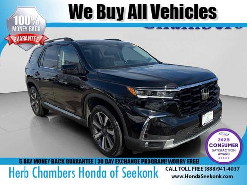 2023 Honda Pilot Touring 8-Passenger