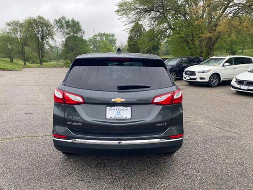 Photo 4 of 31 of 2019 Chevrolet Equinox 1LT