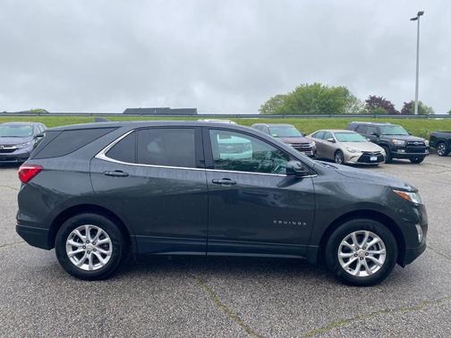 Photo 2 of 31 of 2019 Chevrolet Equinox 1LT