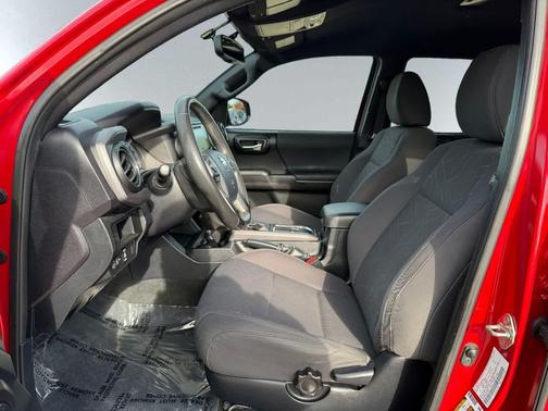 2016 Toyota Tacoma TRD Sport