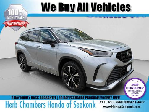 Celestial Silver Metallic 2021 Toyota Highlander XSE