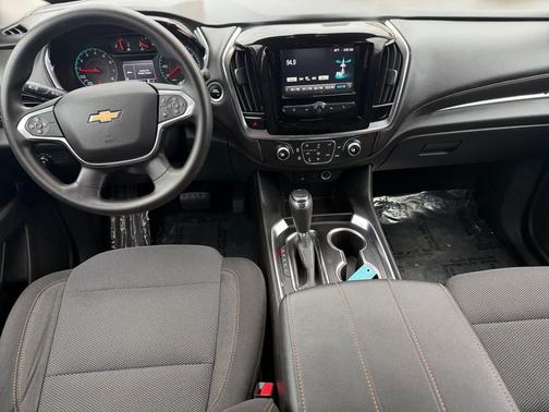 Satin Steel 2018 Chevrolet Traverse LS