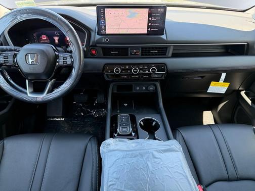 Modern Steel Metallic 2026 Honda Pilot Touring 8-Passenger
