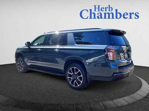 2021 Chevrolet Suburban RST