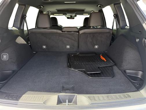 Platinum White Pearl 2023 Honda Passport AWD TrailSport