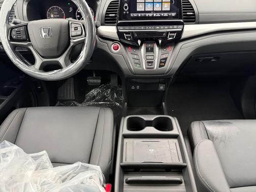 Crystal Black Pearl 2026 Honda Odyssey EX-L