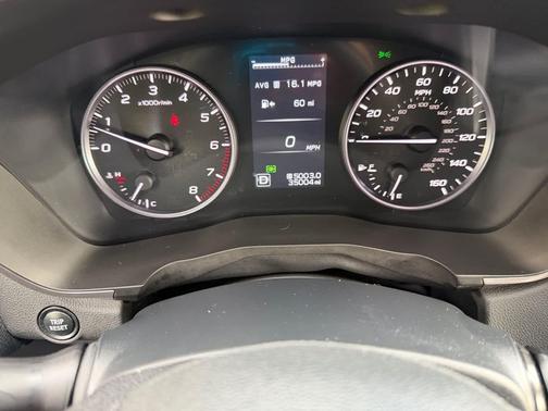 Crystal White Pearl 2023 Subaru Ascent Limited 7-Passenger
