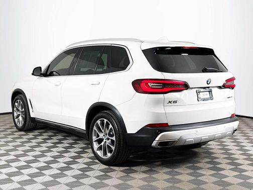 Alpine White 2022 BMW X5 xDrive40i
