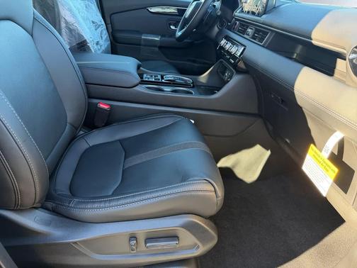 2025 Honda Pilot Touring 8-Passenger