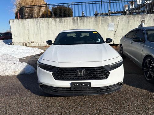 Platinum White Pearl 2024 Honda Accord Hybrid Sport