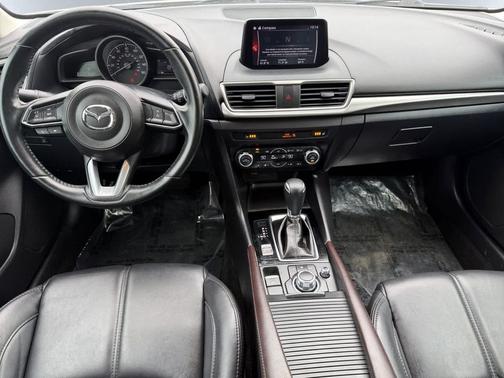 Snowflake White Pearl Mica 2018 Mazda Mazda3 Touring