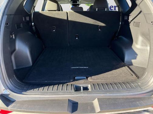 2022 Hyundai TUCSON SE