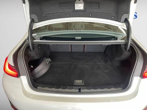 2021 BMW 330e Base