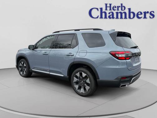 Sonic Gray Pearl 2026 Honda Pilot Elite