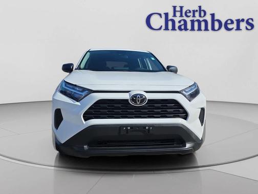 Ice Cap 2024 Toyota RAV4 LE