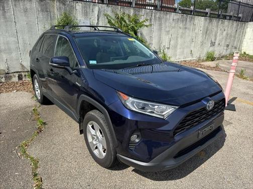 2019 Toyota RAV4 Hybrid XLE