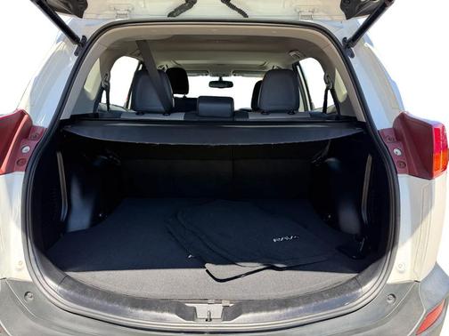 Blizzard Pearl 2013 Toyota RAV4 Limited