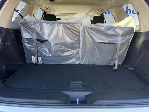 2025 Honda Pilot Touring 8-Passenger