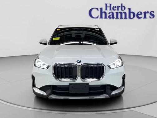 Alpine White 2023 BMW X1 xDrive28i