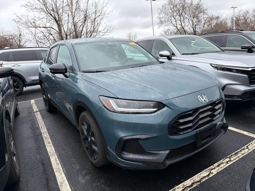 Nordic Forest Pearl 2024 Honda HR-V AWD Sport