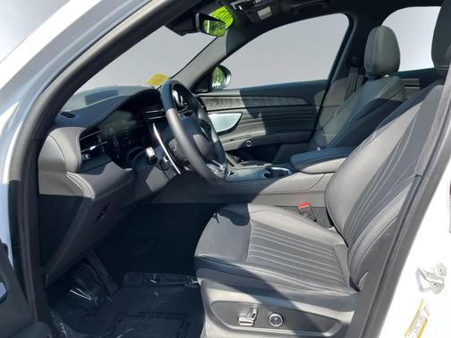 2025 Maserati Grecale Modena