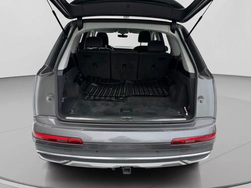 Samurai Gray 2020 Audi Q7 55 Premium Plus