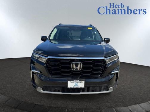 2023 Honda Pilot AWD Elite