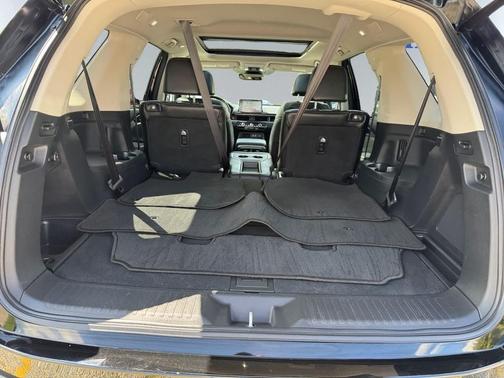 2023 Honda Pilot AWD Elite