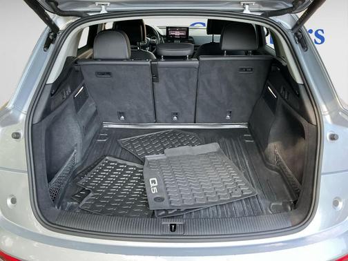 2022 Audi Q5 45 S line Premium