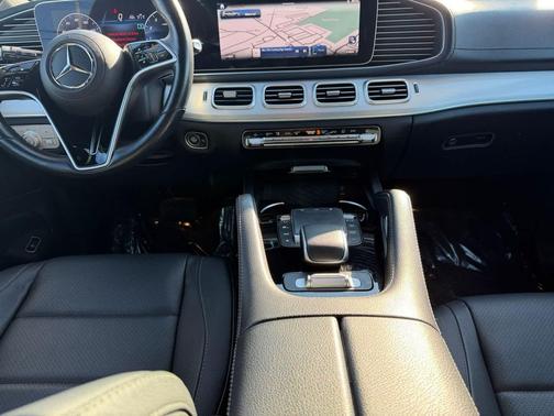 2024 Mercedes-Benz GLS 450 4MATIC