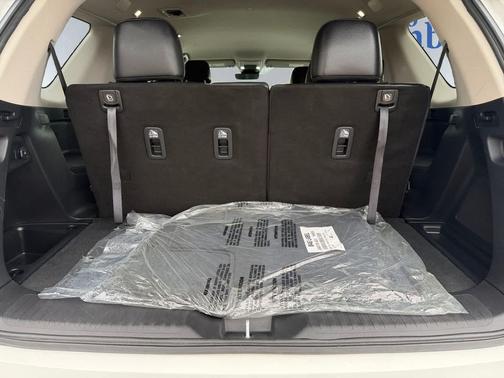 2023 Honda Pilot AWD EX-L 8 Passenger