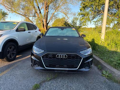 Mythos Black Metallic 2020 Audi A4 45 Premium Plus