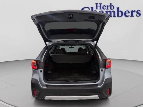 Ice Silver Metallic 2021 Subaru Outback Limited XT