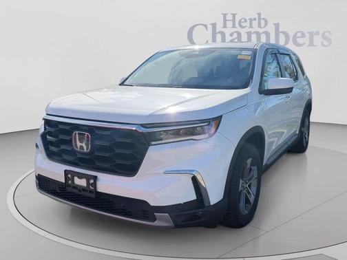 Platinum White Pearl 2023 Honda Pilot AWD EX-L 8 Passenger
