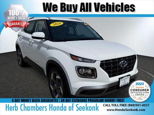 2024 Hyundai VENUE SEL
