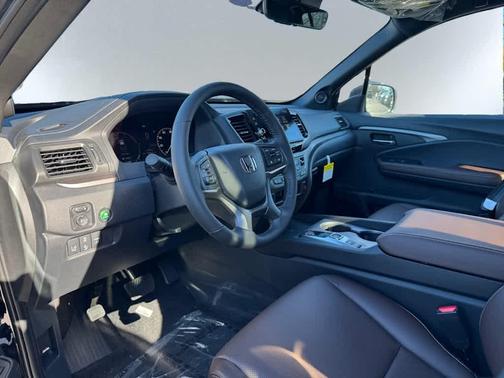 Crystal Black Pearl 2026 Honda Ridgeline RTL
