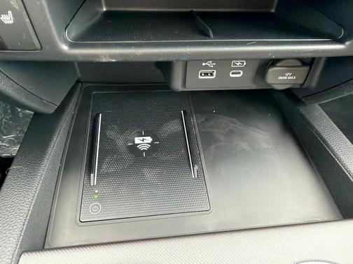 Crystal Black Pearl 2026 Honda Ridgeline RTL
