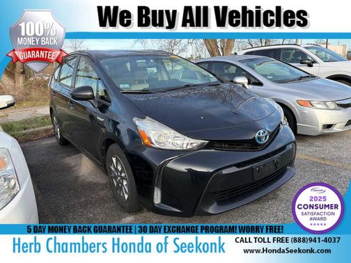 2015 Toyota Prius v Four