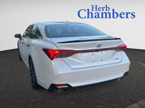 2019 Toyota Avalon XSE